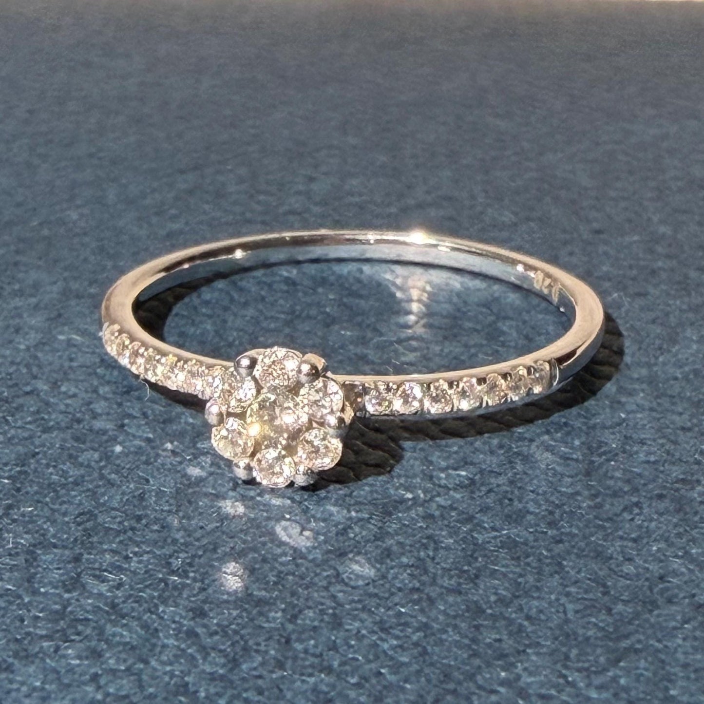 14K Real Solid Gold Natural Diamond Ring .20 CTW Size 7 marked