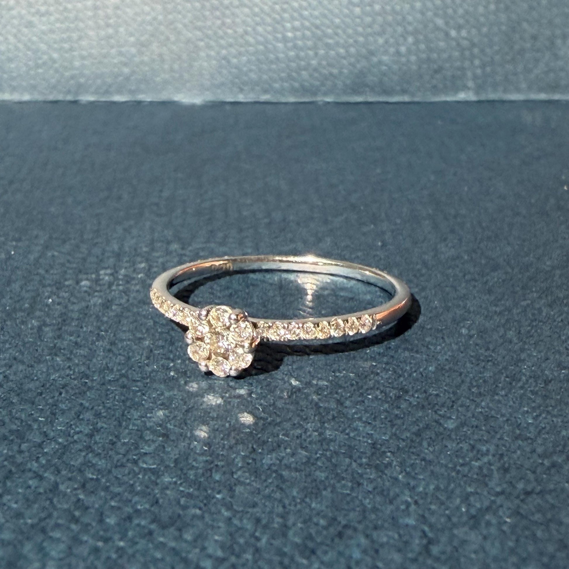 14K Real Solid Gold Natural Diamond Ring .20 CTW Size 7 marked