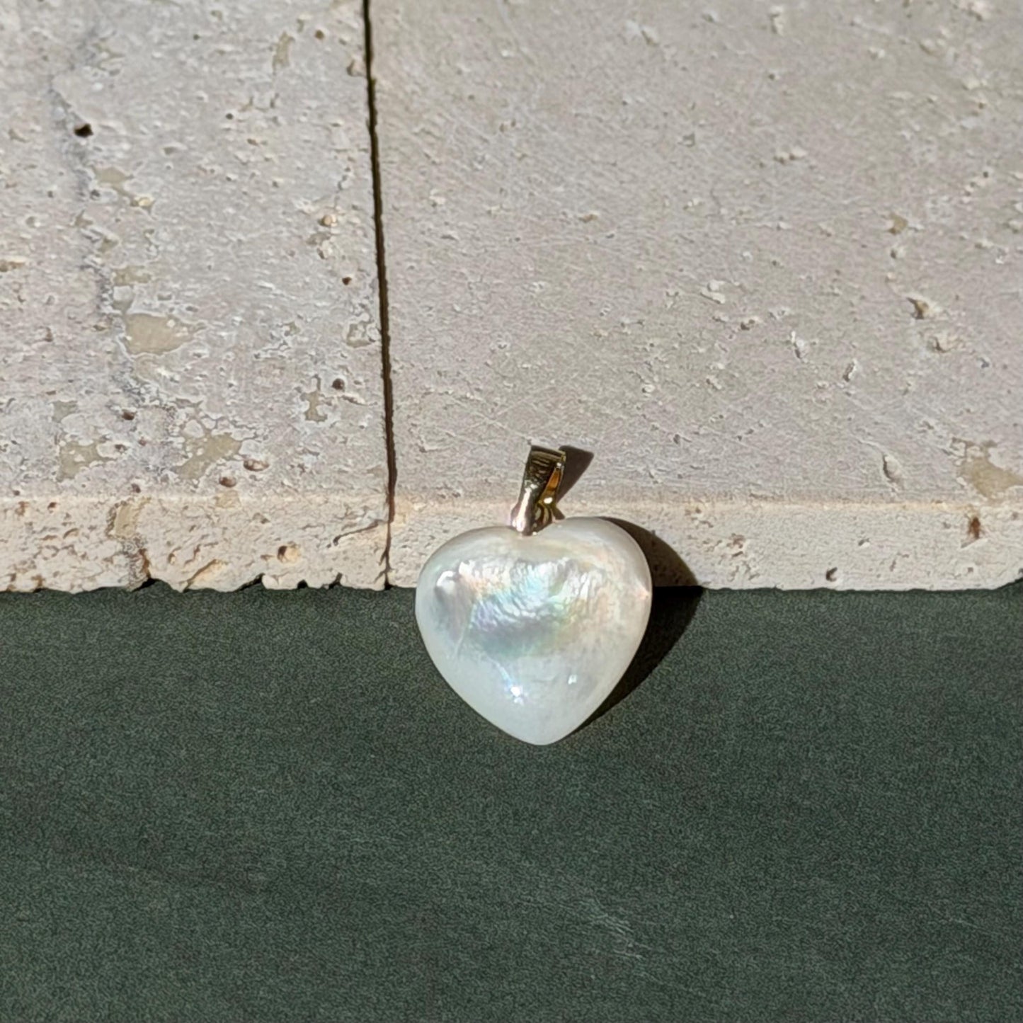 14K Solid Gold Mother of Pearl Heart Pendant – Dainty Love Charm, Minimalist