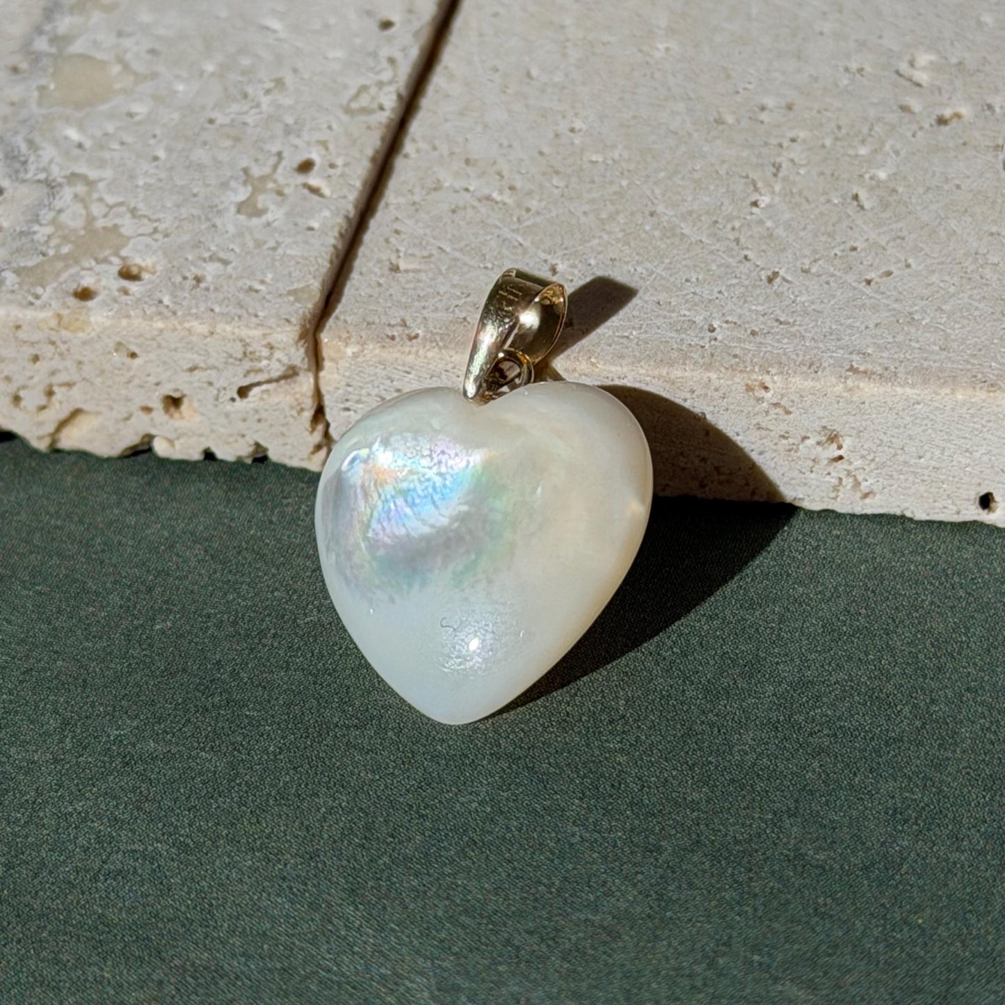 14K Solid Gold Mother of Pearl Heart Pendant – Dainty Love Charm, Minimalist