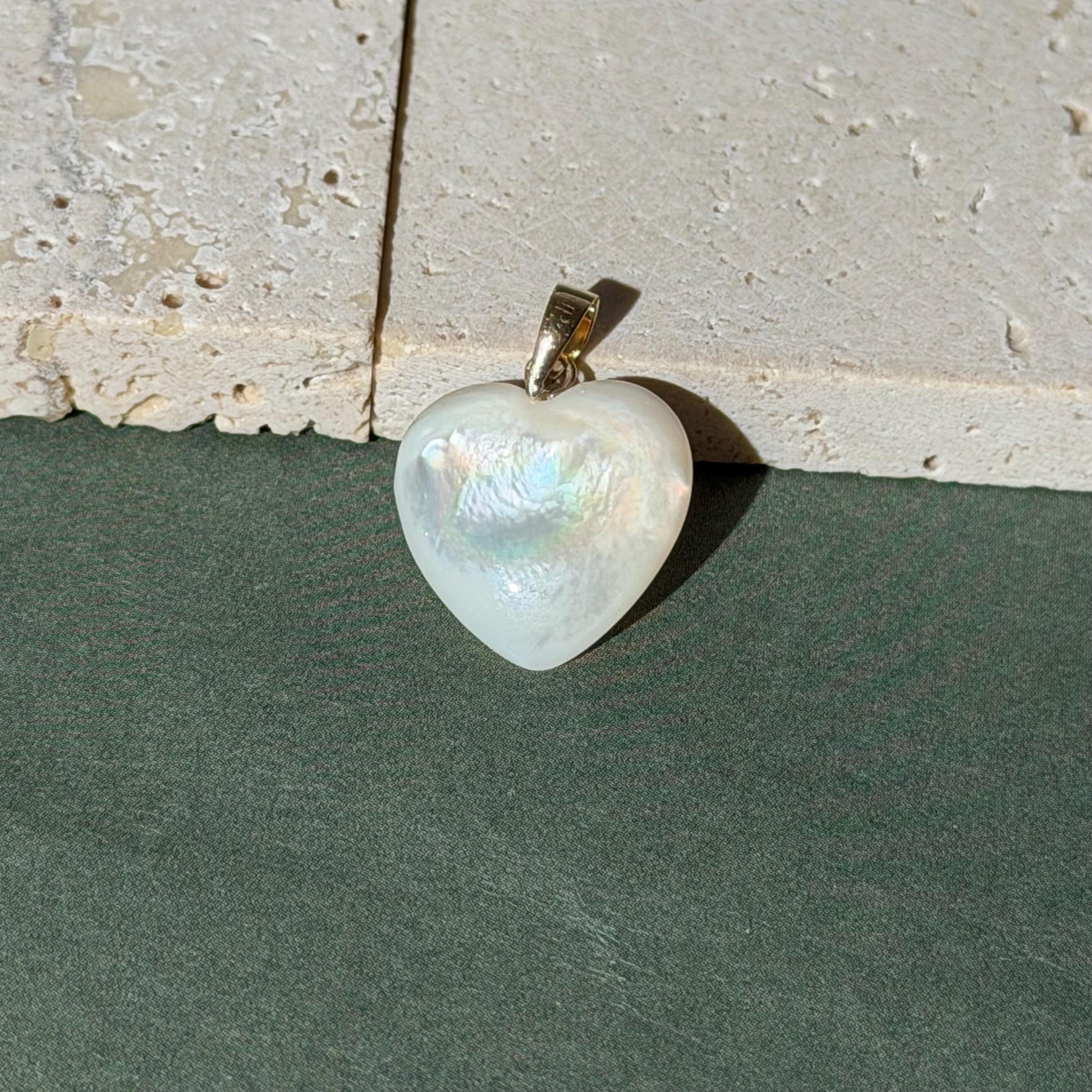 14K Solid Gold Mother of Pearl Heart Pendant – Dainty Love Charm, Minimalist
