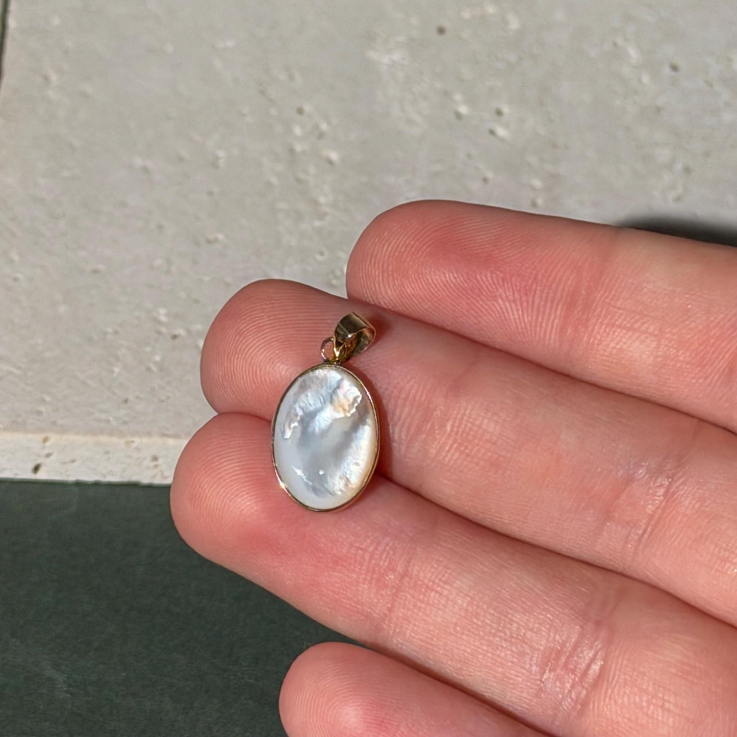 14K Solid Gold Oval Mother of Pearl Pendant, Bezel Set Charm, Minimalist Fine