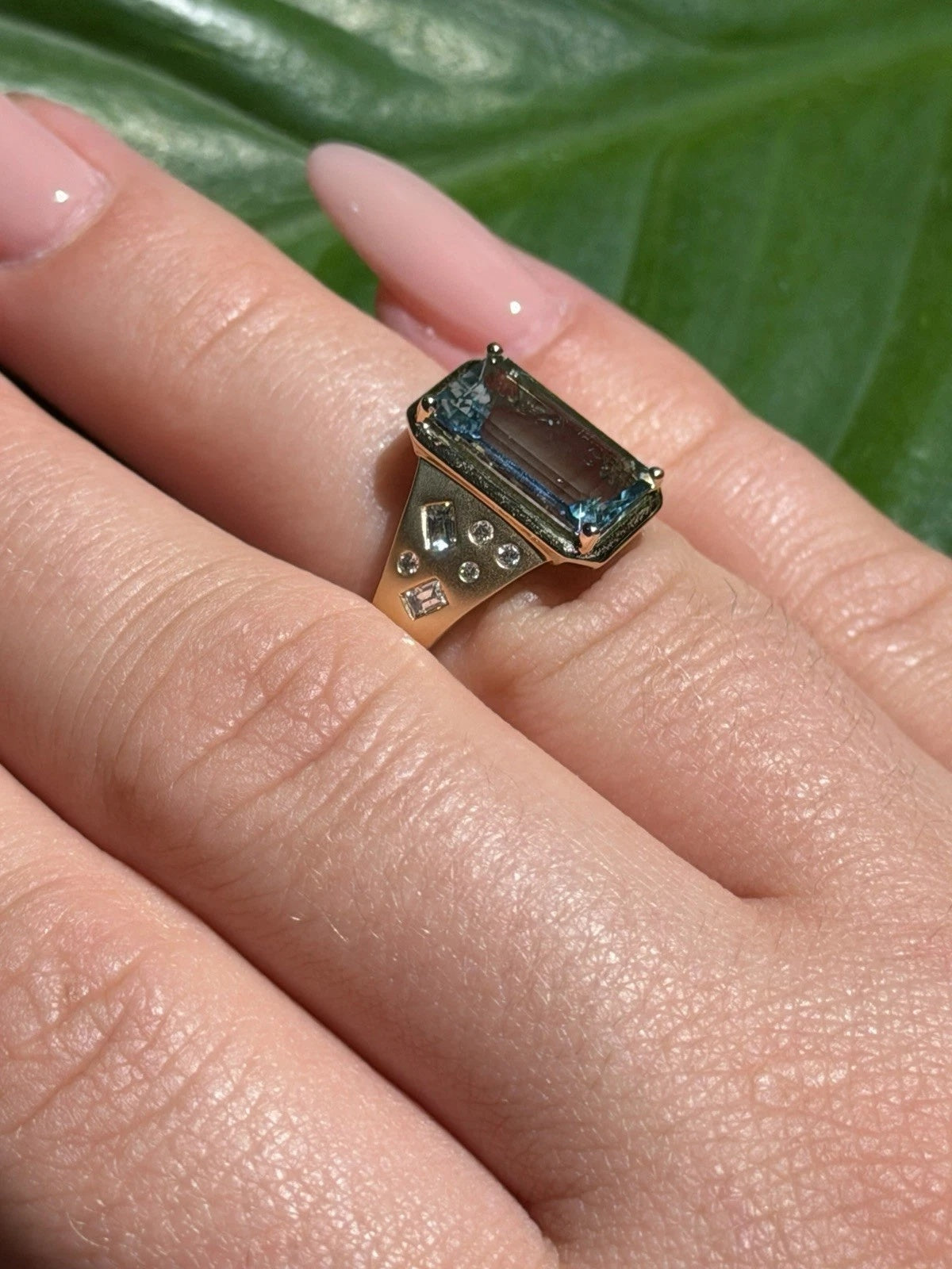 14K Yellow Gold Aquamarine & Natural Diamond Ring 2.77CT Emerald Cut Size 7