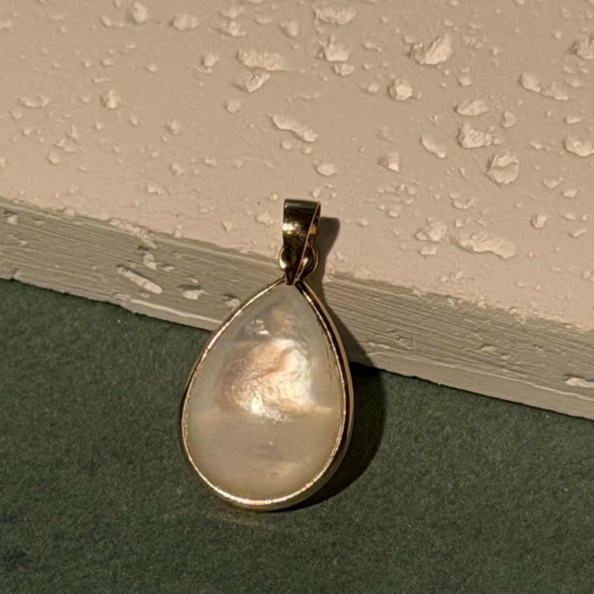 14K Solid Gold Pear Mother of Pearl Pendant, Bezel Set Charm 21x10mm