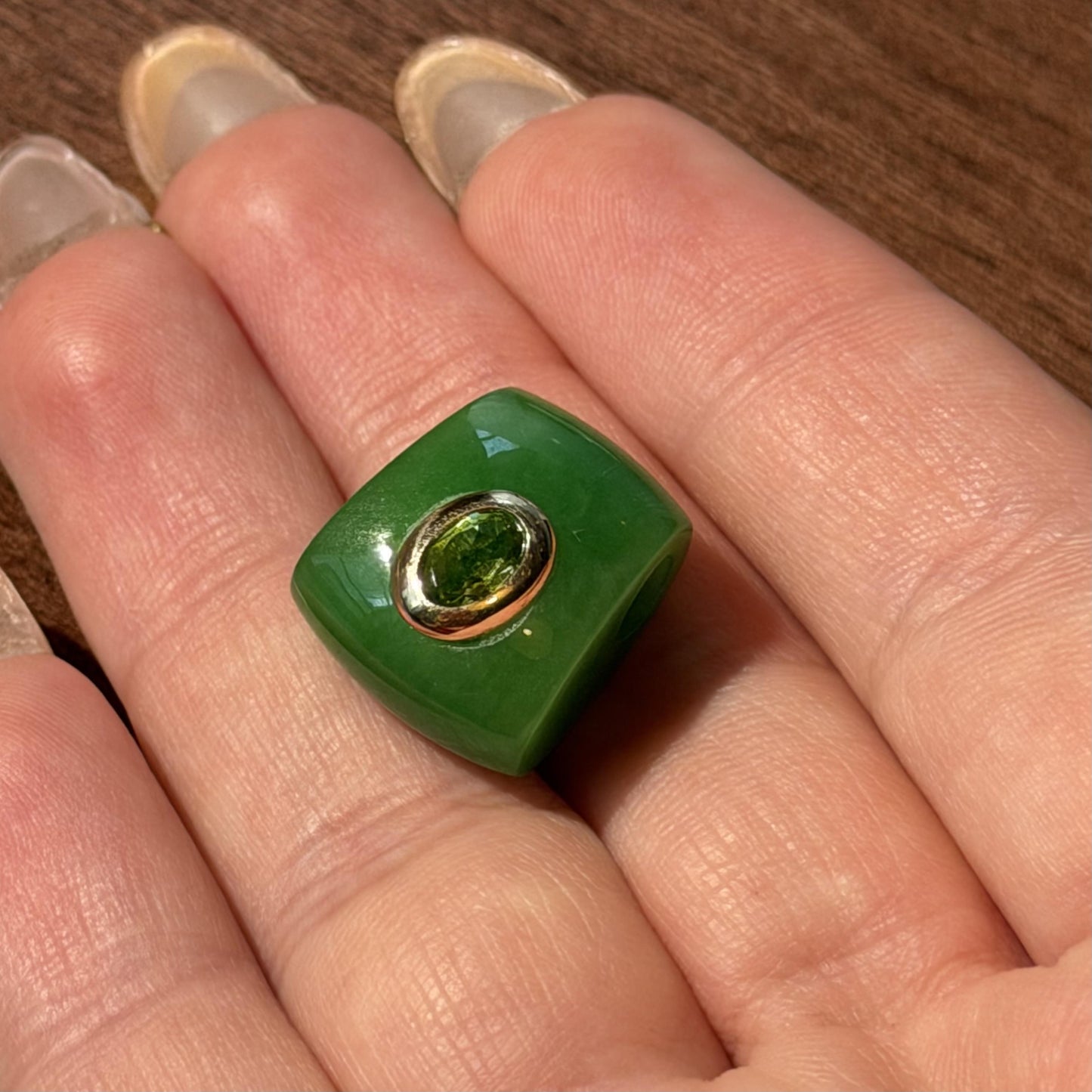 14K Real Gold Green Jade & Peridot Pendant Necklace 17mm x 13mm