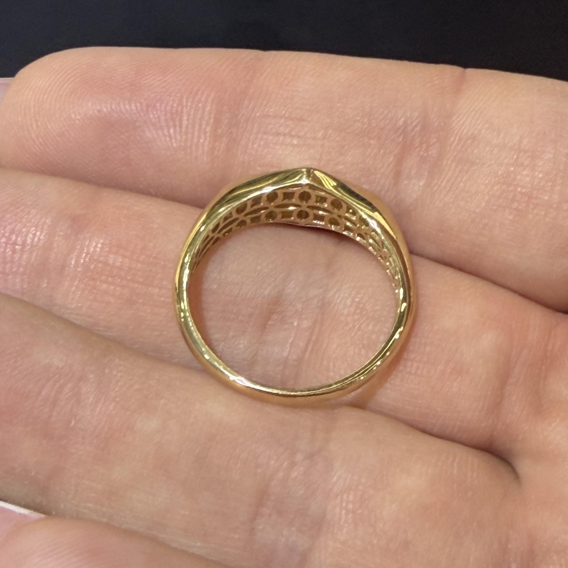 14K Real Gold Signet Ring Engravable Polished Finish Size 8