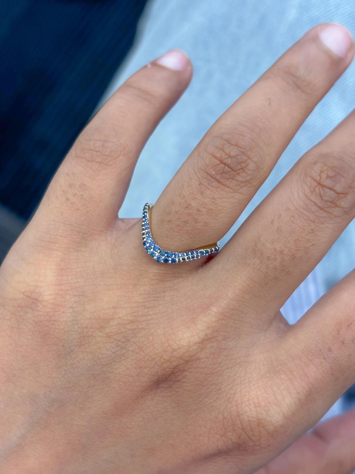14K Solid Yellow Gold Blue Sapphire & Diamond Ring Size 3.5